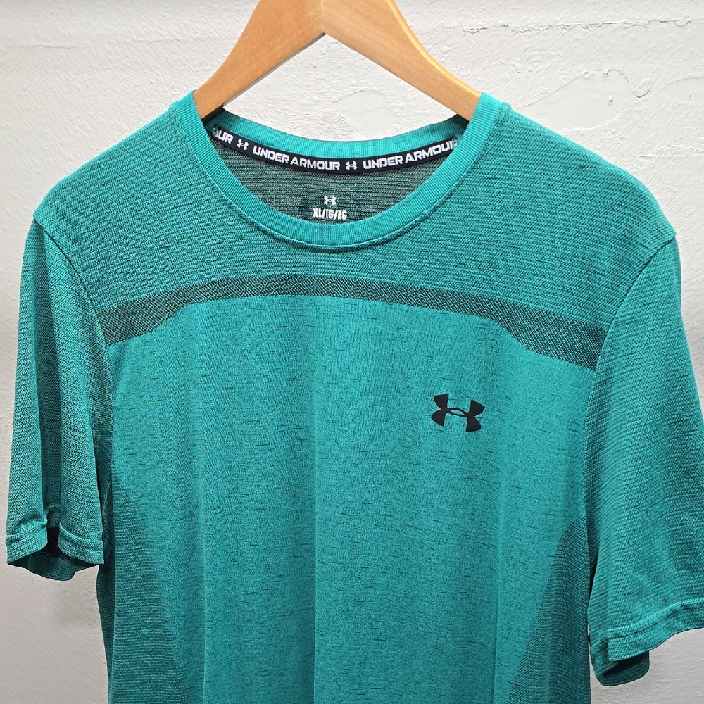 Under Armour Men's Aqua Short Sleeve Tee